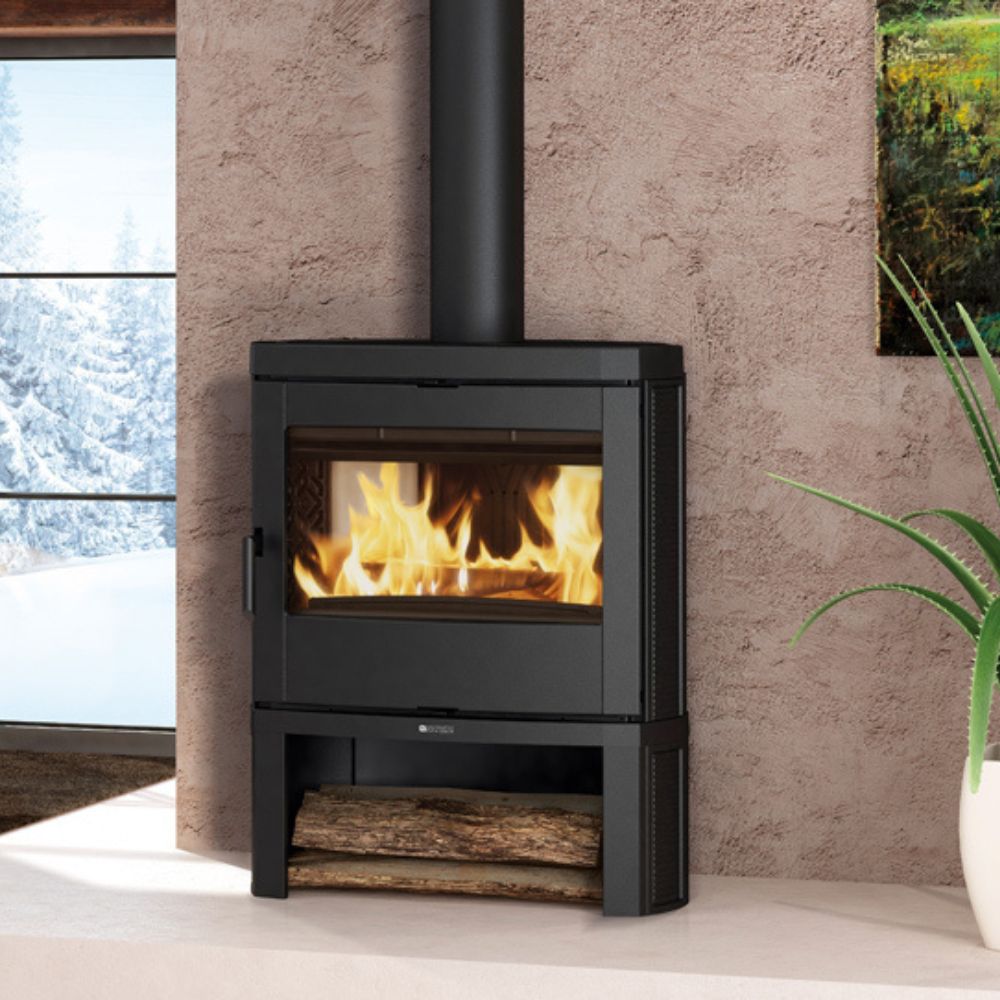 Salamandra a lenha italiana La Nordica Jennifer 2.0, 7.7kW | Salamandras a lenha |  |