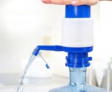 Bombas de água manuais